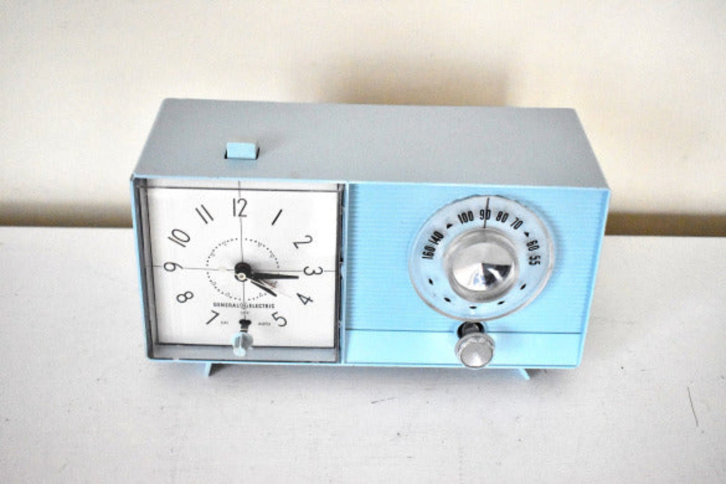 Bluetooth Ready To Go - Cornflower Blue 1966 General Electric Model C-411A AM Vacuum Tube Radio Sounds Great! Excellent Condition!
